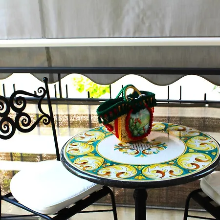Anto's - Casa de Férias Giardini Naxos
